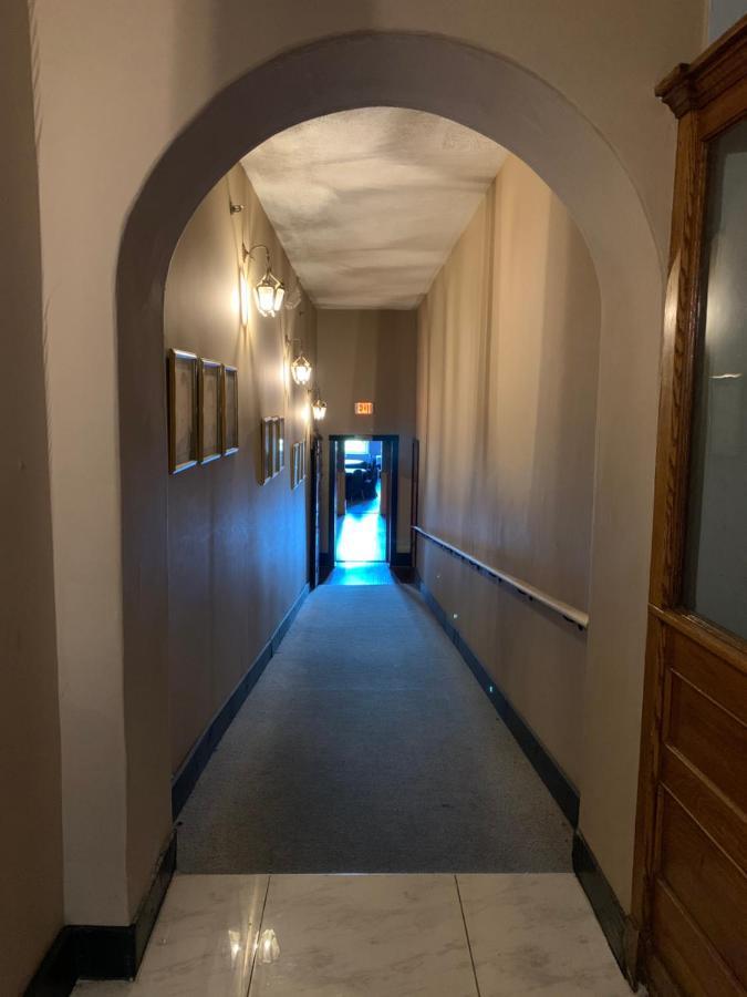 Hotel Gunter Frostburg Екстериор снимка