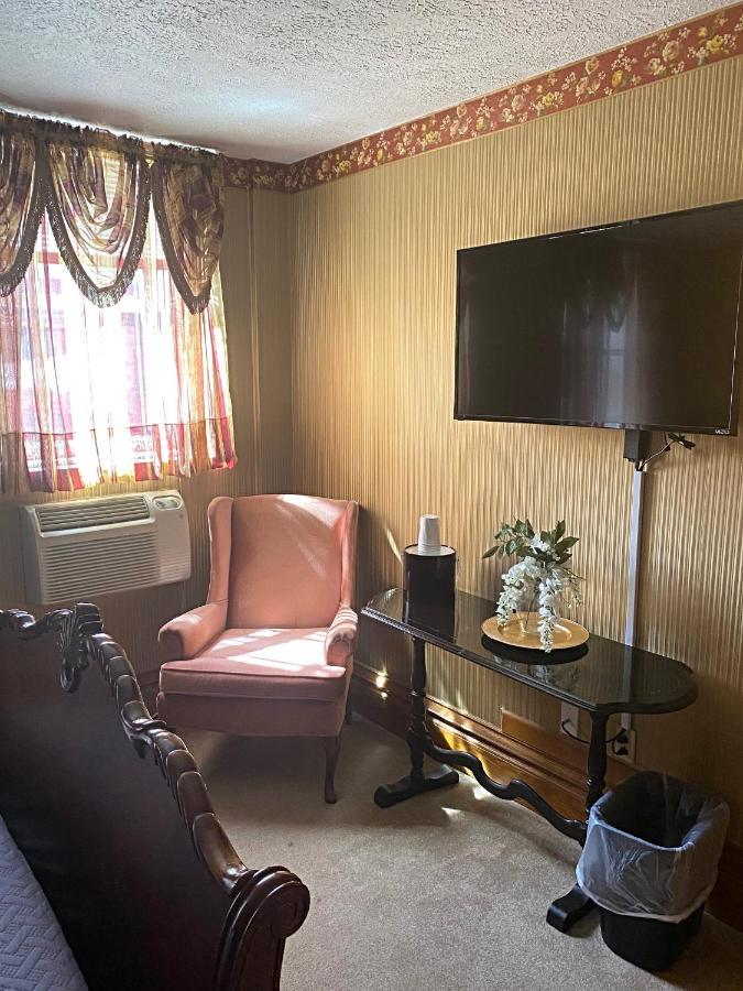 Hotel Gunter Frostburg Екстериор снимка