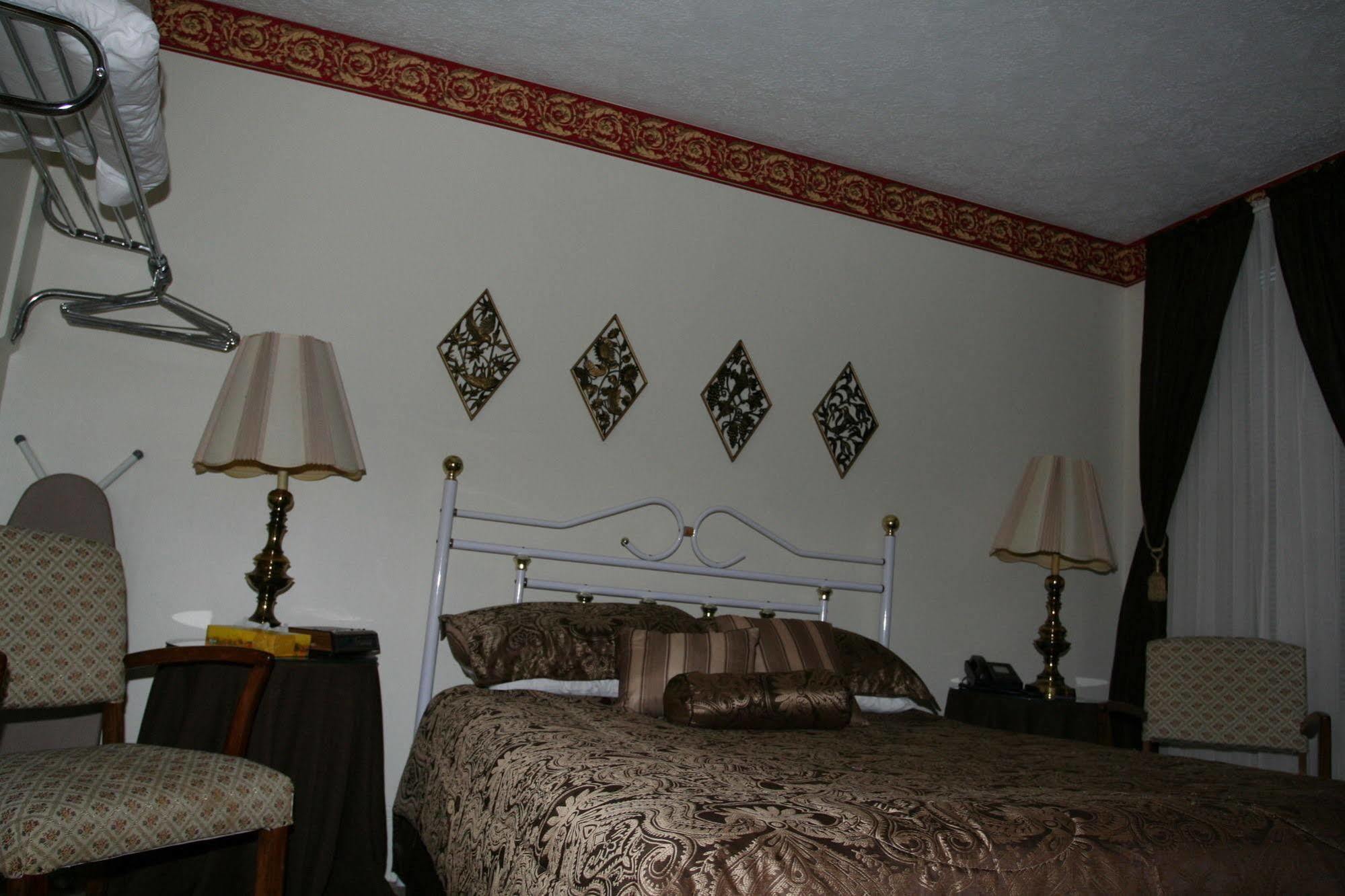 Hotel Gunter Frostburg Екстериор снимка